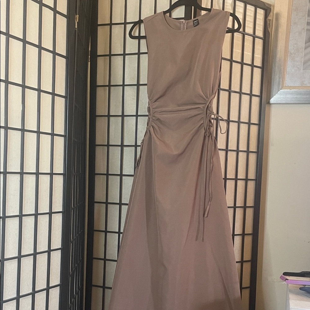 SHEIN Taupe Sleeveless Ruched Side-Tie Maxi Dress